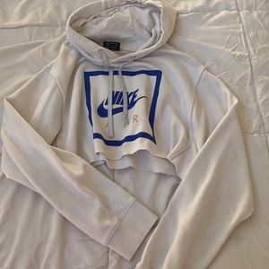 Cropped Nike hoodie